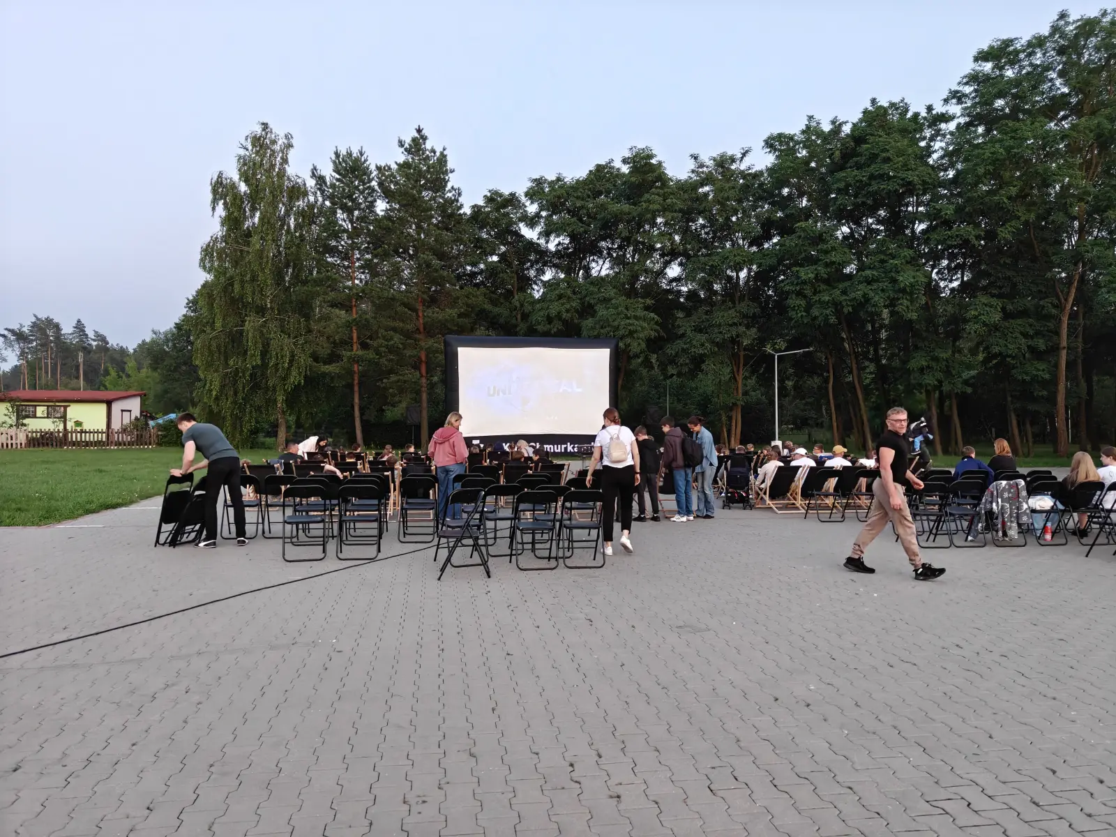 Letni seans w plenerze – Kino pod Chmurką w Czerwinie